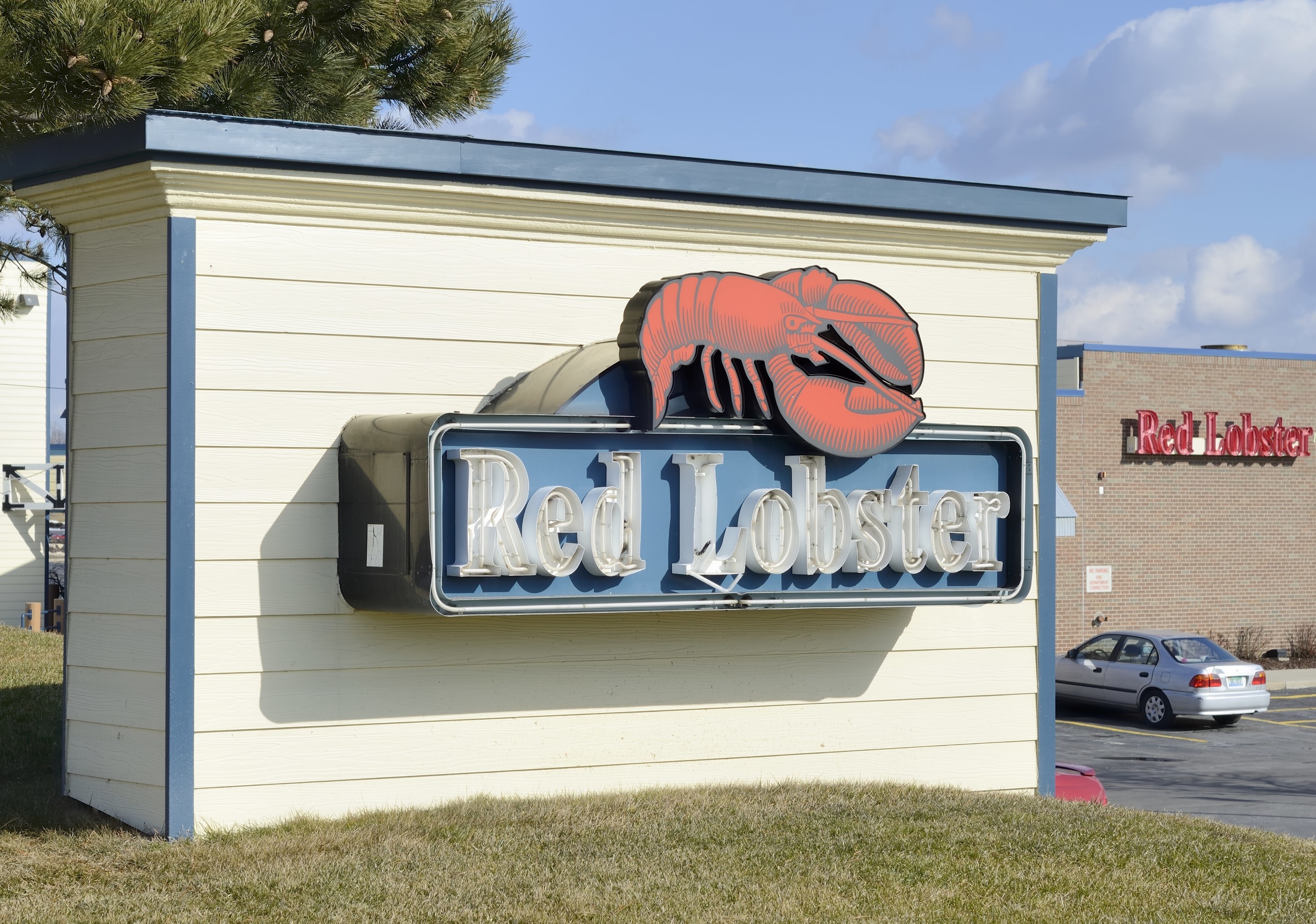 The Red Lobster sign outside of a Red Lobster location
