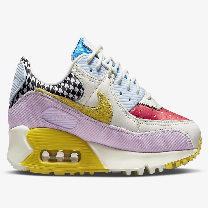 23 Best Places To Buy Sneakers Online 2022