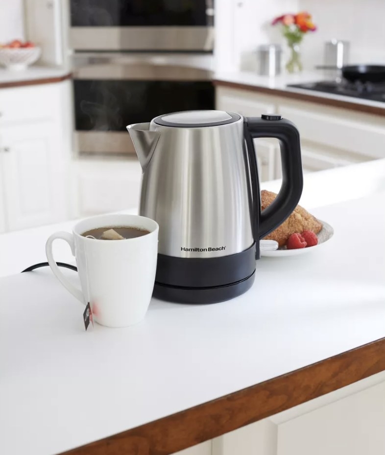 The stainless steel Hamilton Beach electric kettle