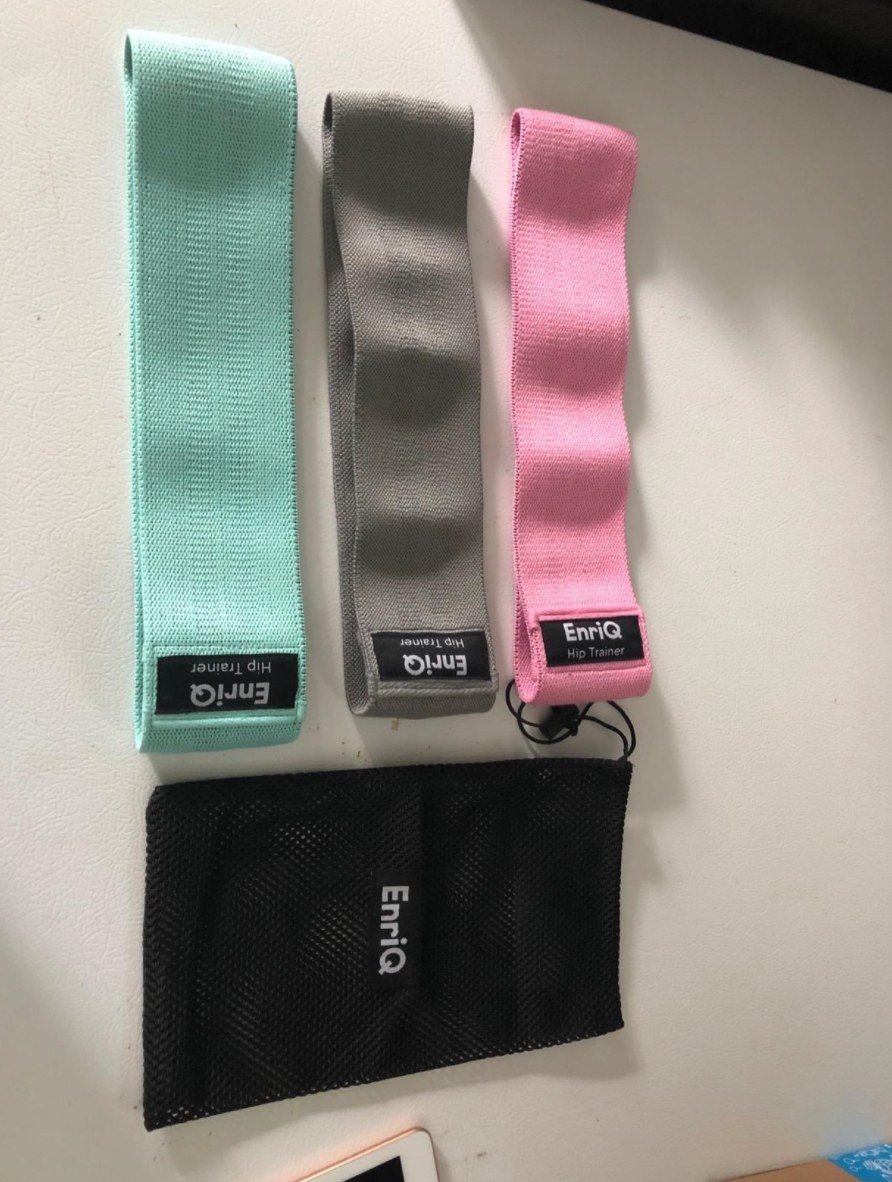 the booty bands in blue gray and pink