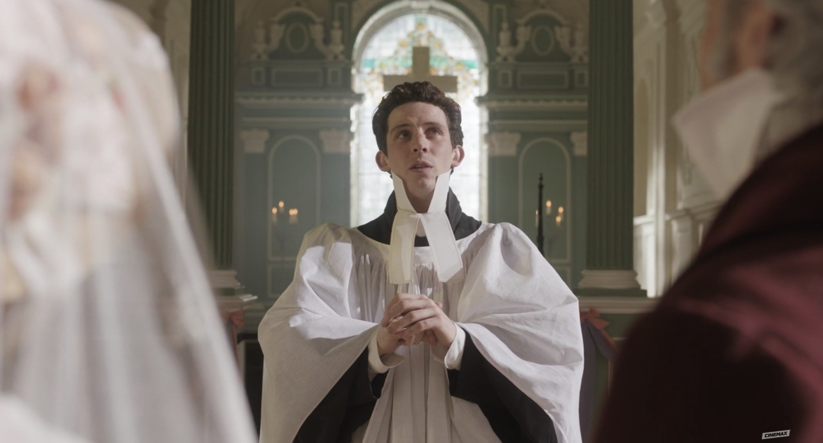 Josh O&#x27;Connor plays a priest who stands at the front of the altar