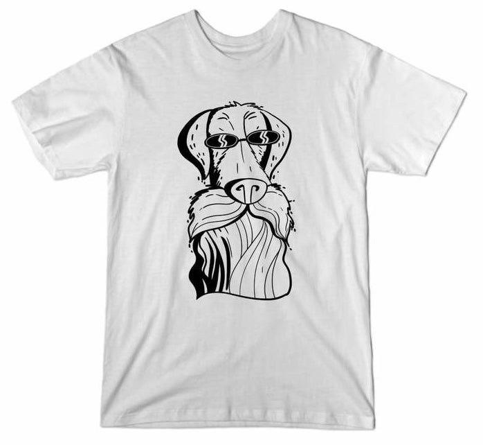 The black dog on the white T-shirt