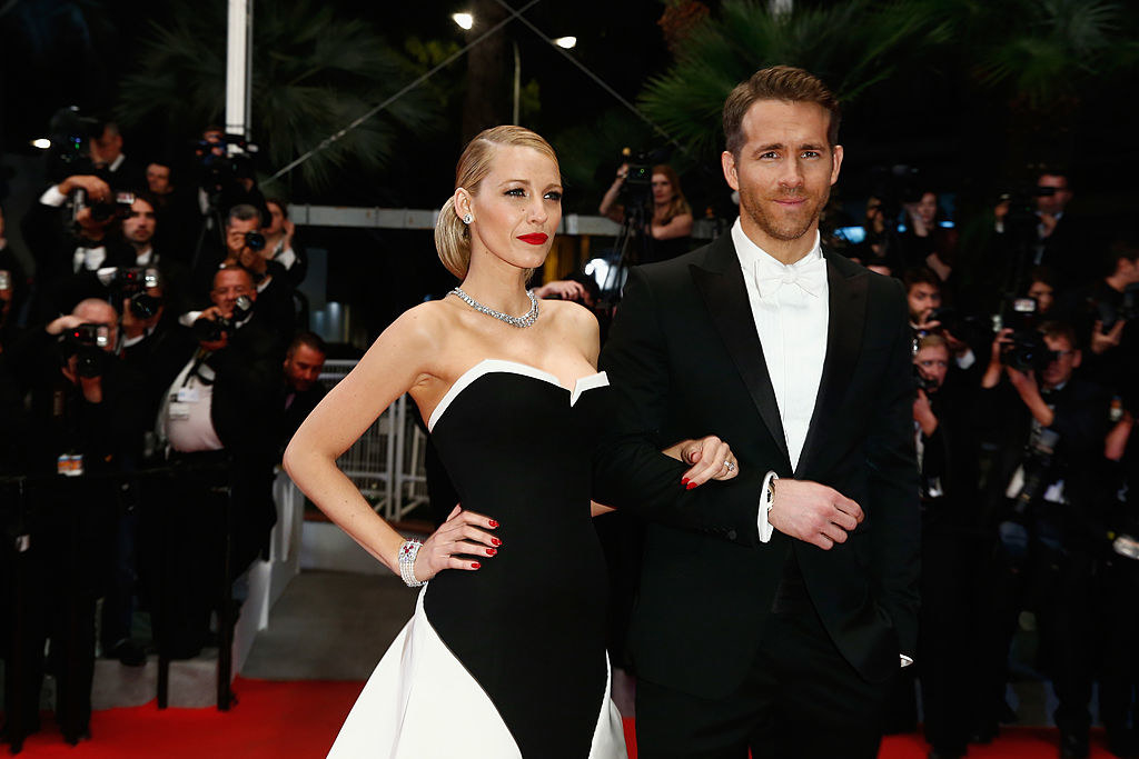 Blake Lively and Ryan Reynolds wear a strapless sweetheart gown and tuxedo, respectively, at the &quot;Captives&quot; premiere
