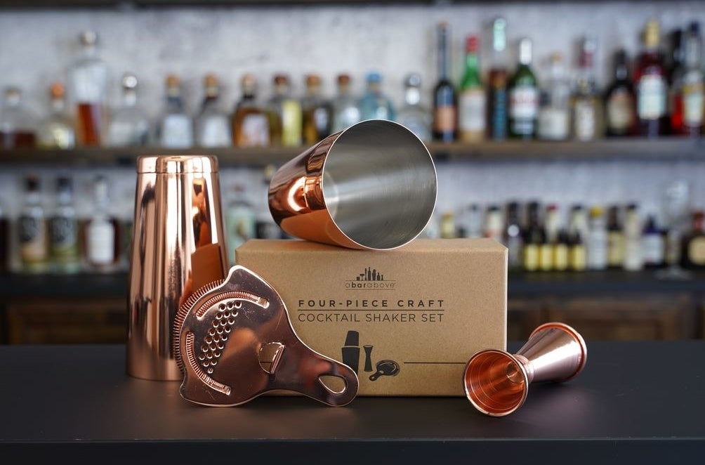 A Bar Above Cocktail Set
