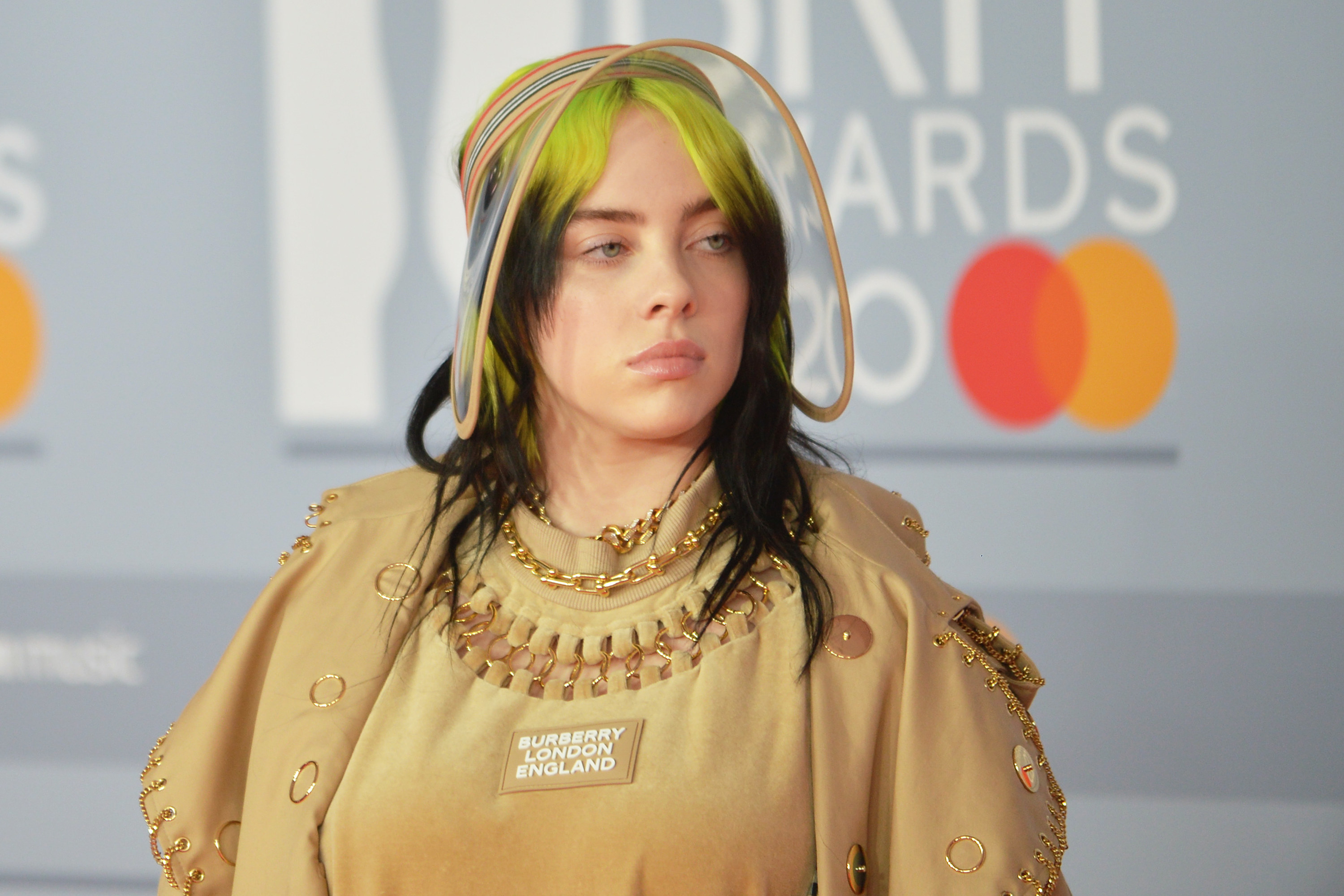 Billie Eilish Called Out Celebs Who Deny Getting Plastic Surgery