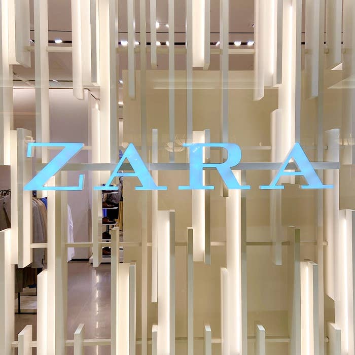夏から秋まで大活躍 Zaraの ニットカーディガン 編み込みデザインが可愛すぎる