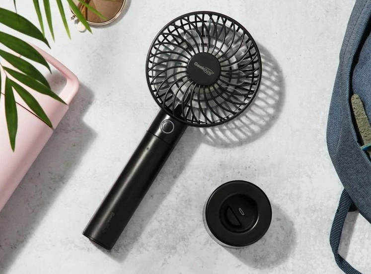 the portable fan with charger