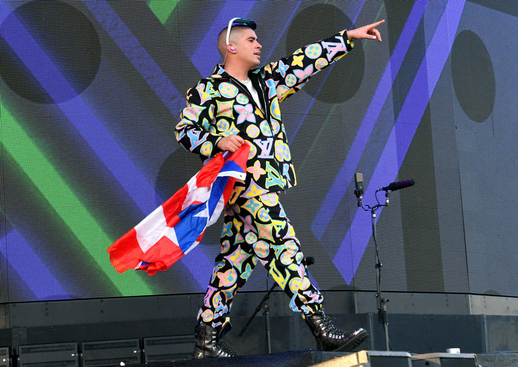 logo and flowers printed on matching pants and jacket