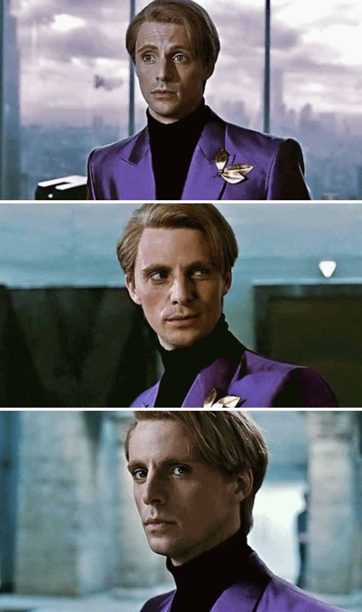 Goode as Ozymandias in &quot;Watchmen&quot; wearing a bright-colored blazer