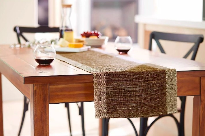 The brown table runner