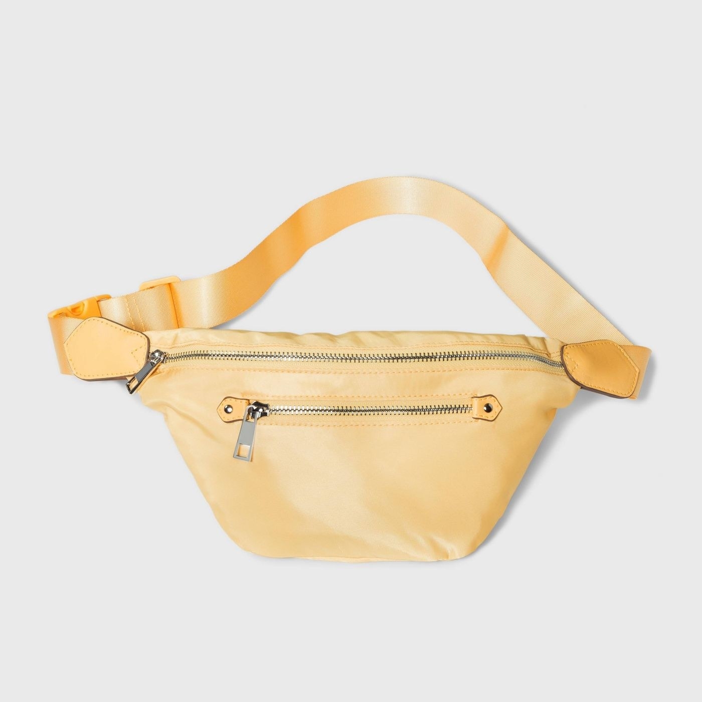 the fanny pack in yellow