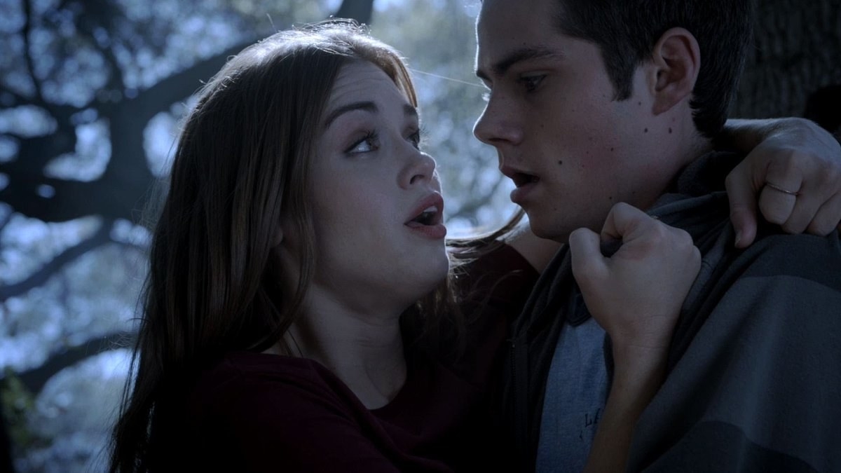 Lydia and Stiles look into one another&#x27;s eyes