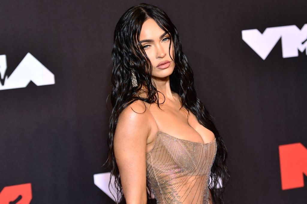 Megan Fox arrives for the 2021 MTV Video Music Awards