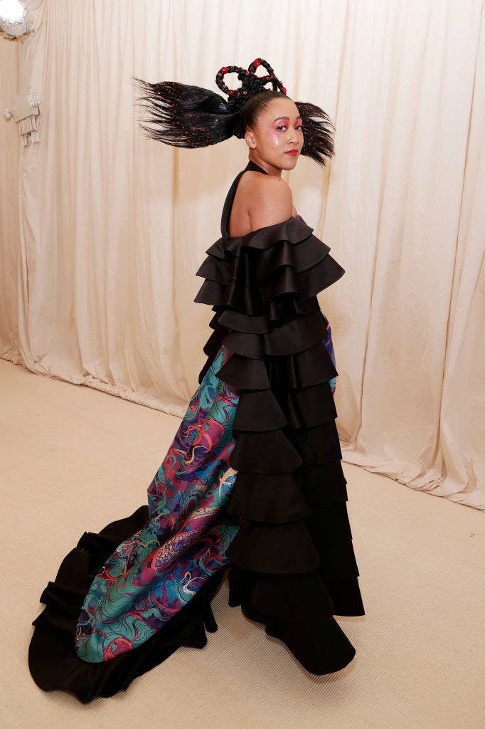 Naomi Osaka attends first Met Gala with boyfriend Cordae in custom Louis  Vuitton dress