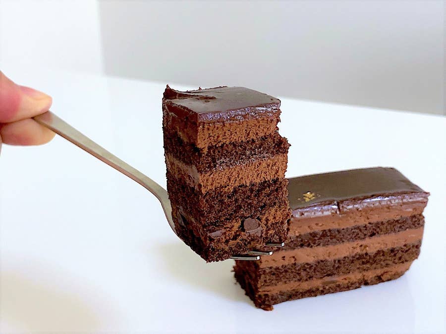 チョコ専門店より美味しいかも ドトールの 激旨ショコラスイーツ チョコの濃厚さがとんでもないんです