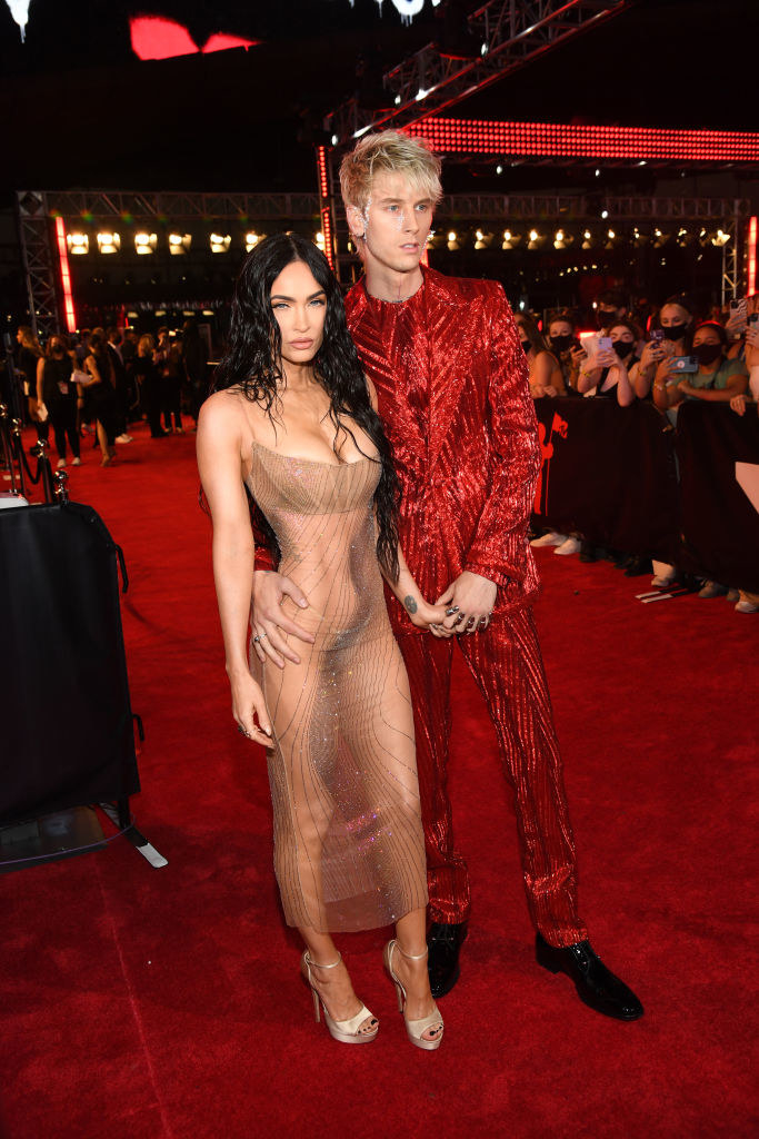 (L-R) Megan Fox and Machine Gun Kelly attend the 2021 MTV Video Music Awards