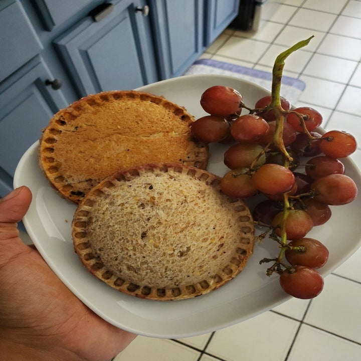 round sealed edge sandwiches