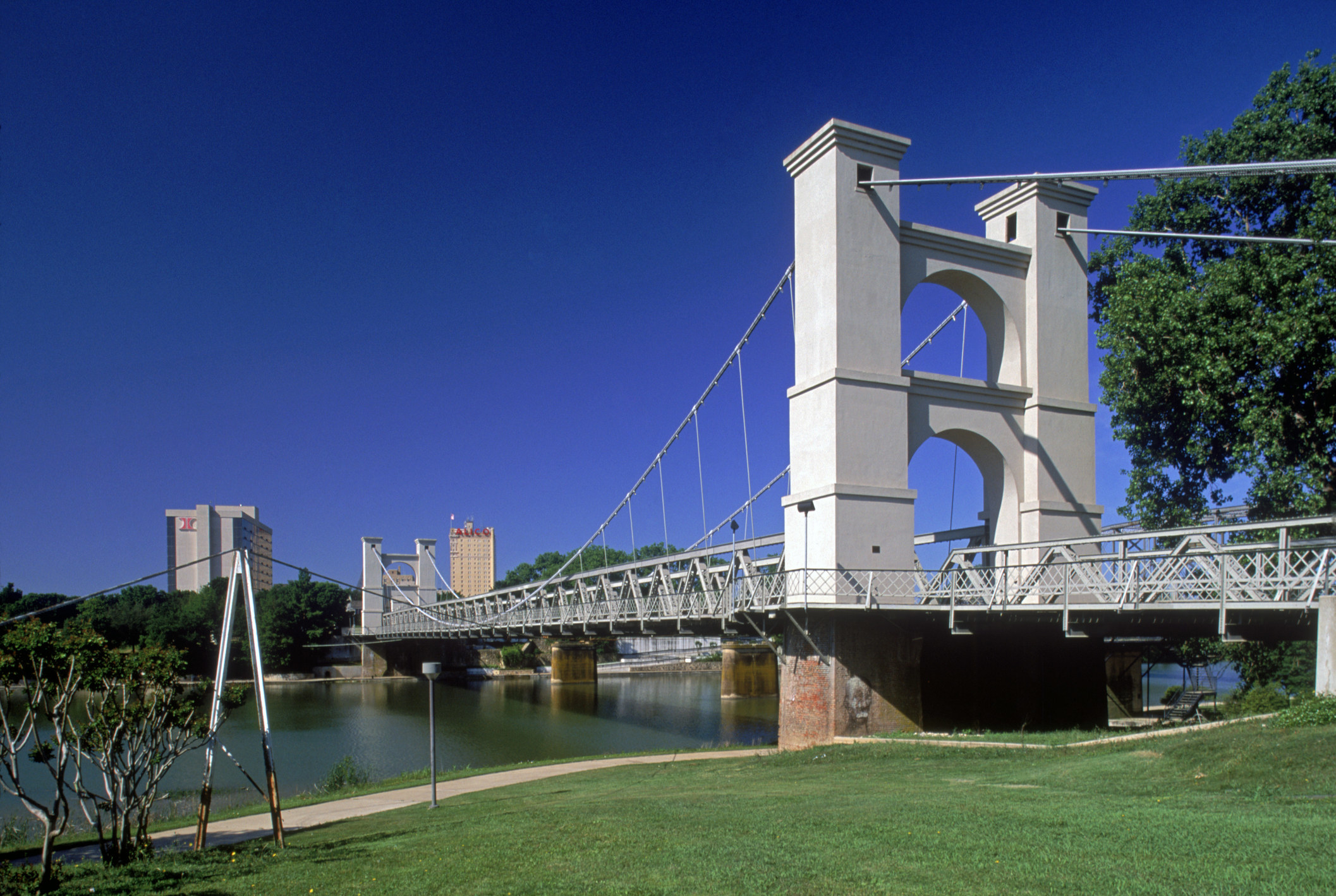 Suspension bridge in Waco
