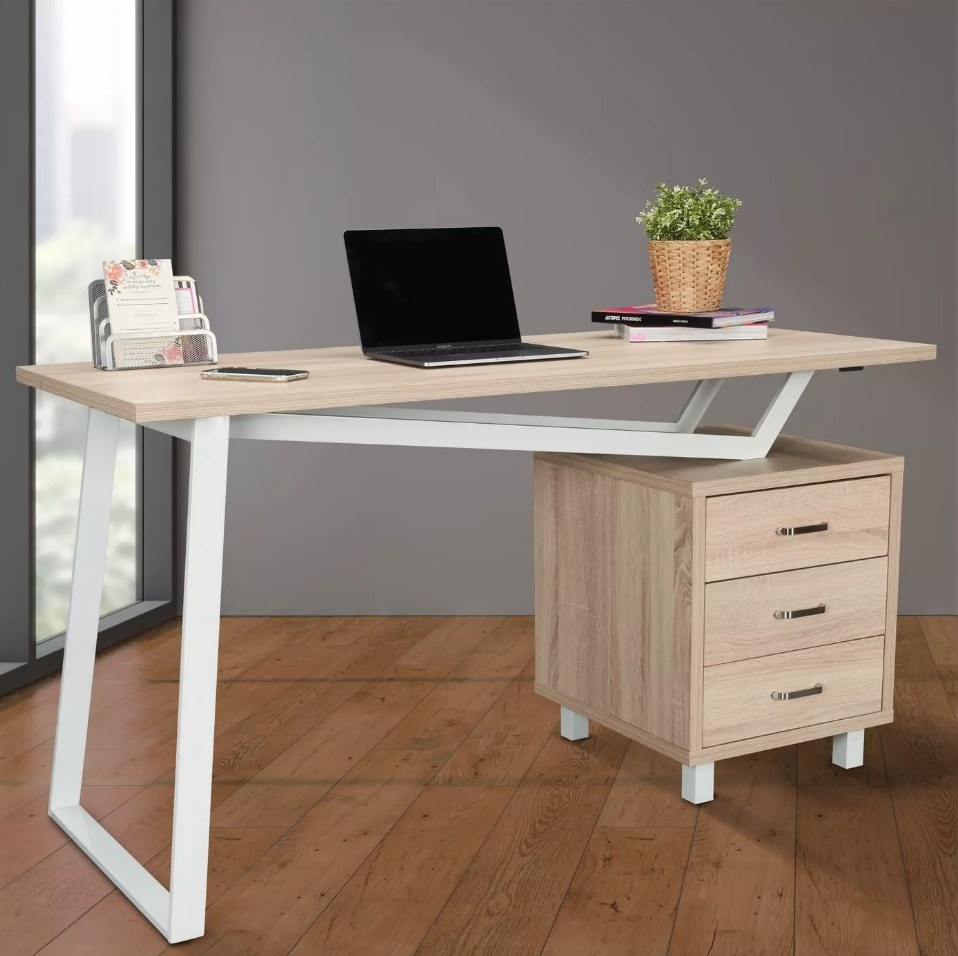 Wide and wooden desk with three-drawer side cabinet