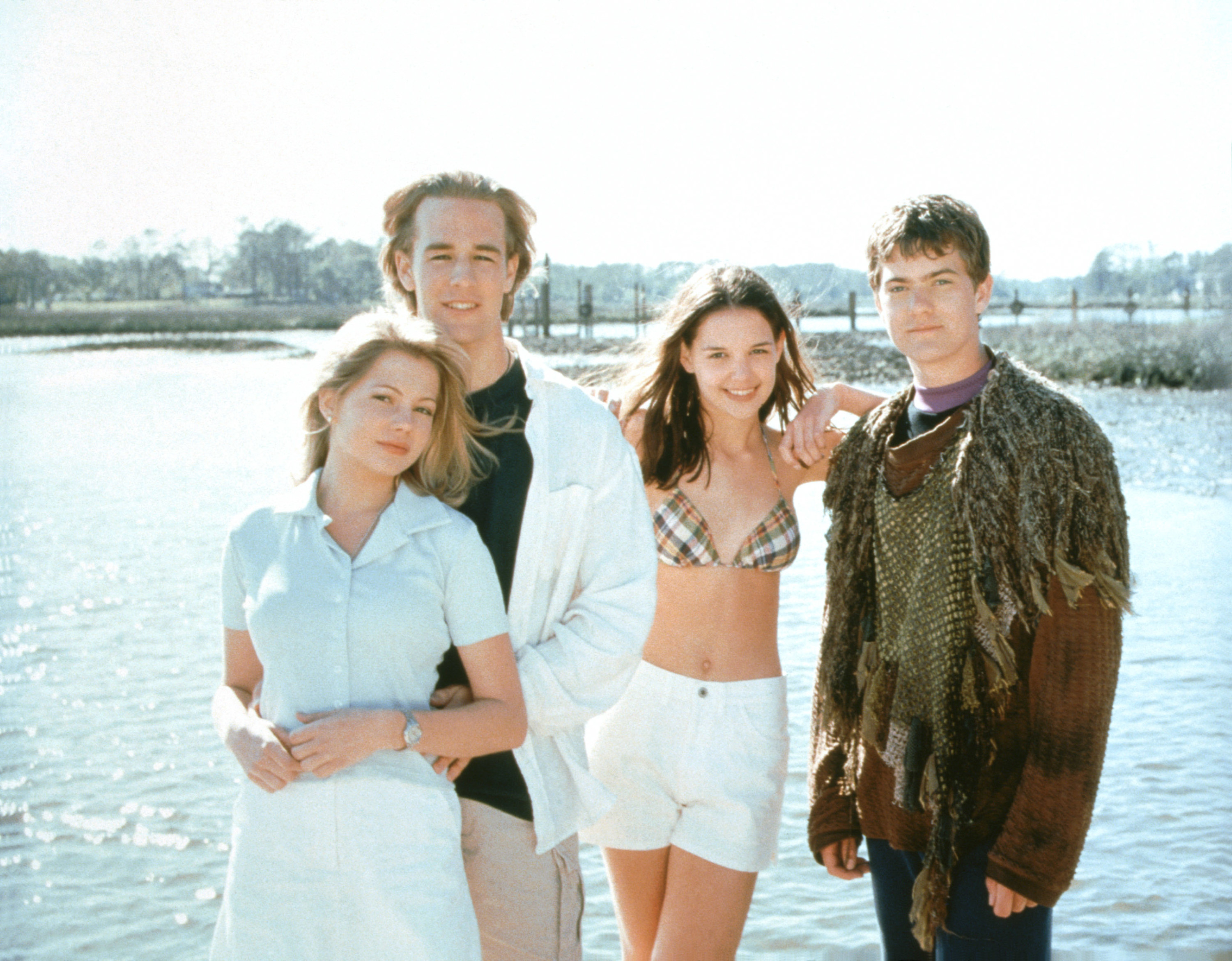 The cast of Dawson&#x27;s Creek in a promotional photo