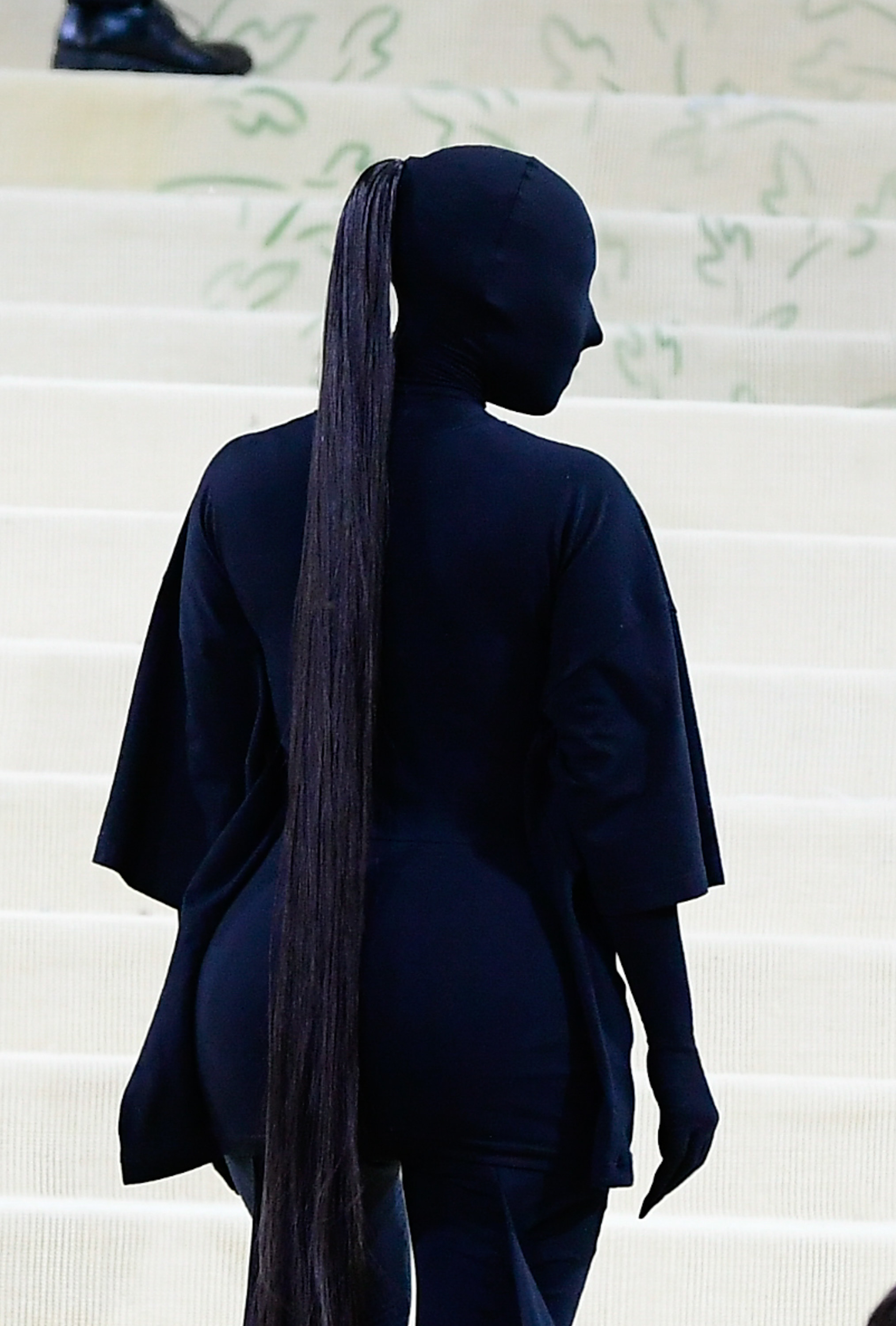 Kim&#x27;s Met Gala outfit from the back