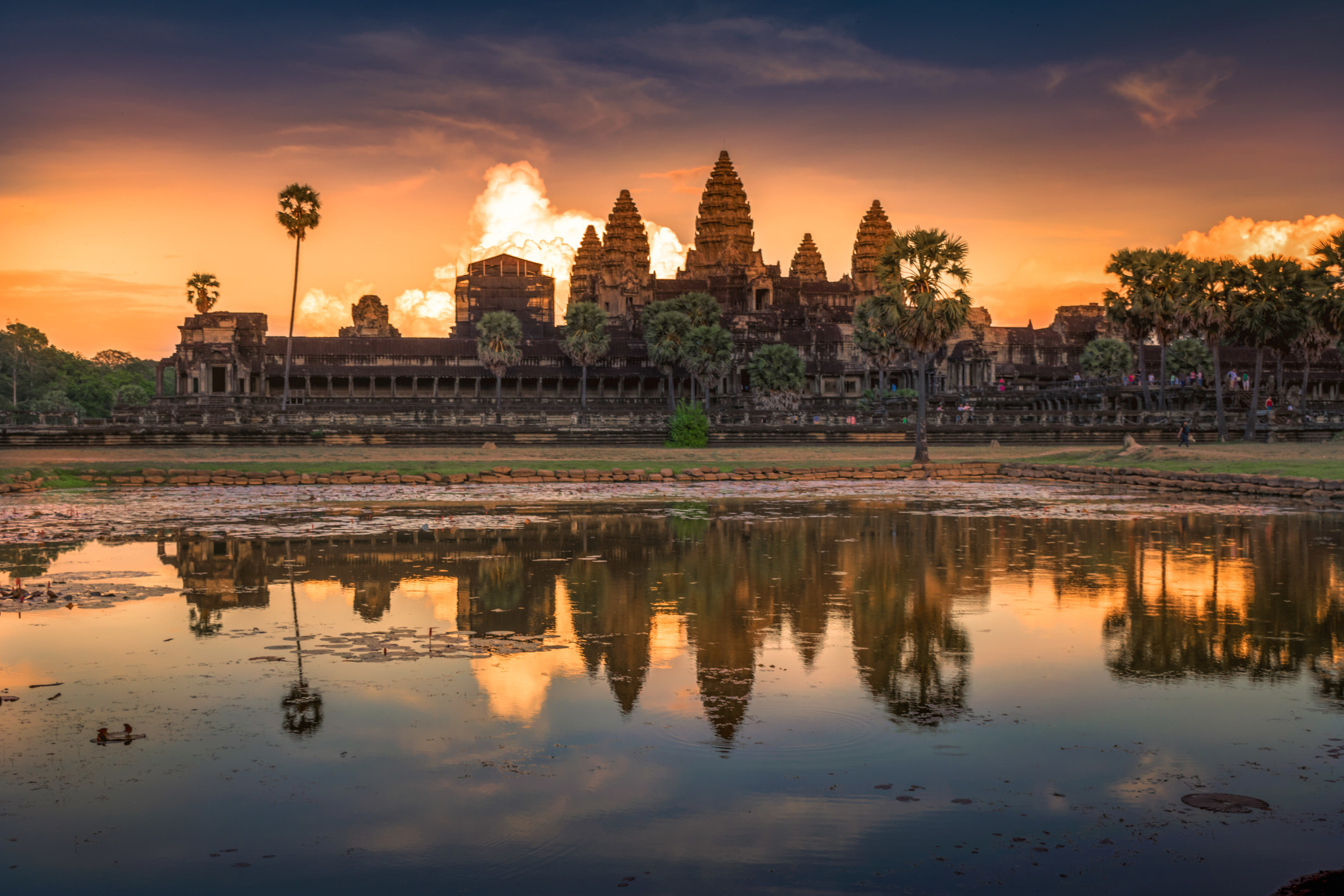 Малайзия камбоджа. Ангкор-ват Камбоджа. Ангкор-ват храмовый комплекс. Камбоджа храмангор ват. Ангкор-ват (Ангкор, Камбоджа).