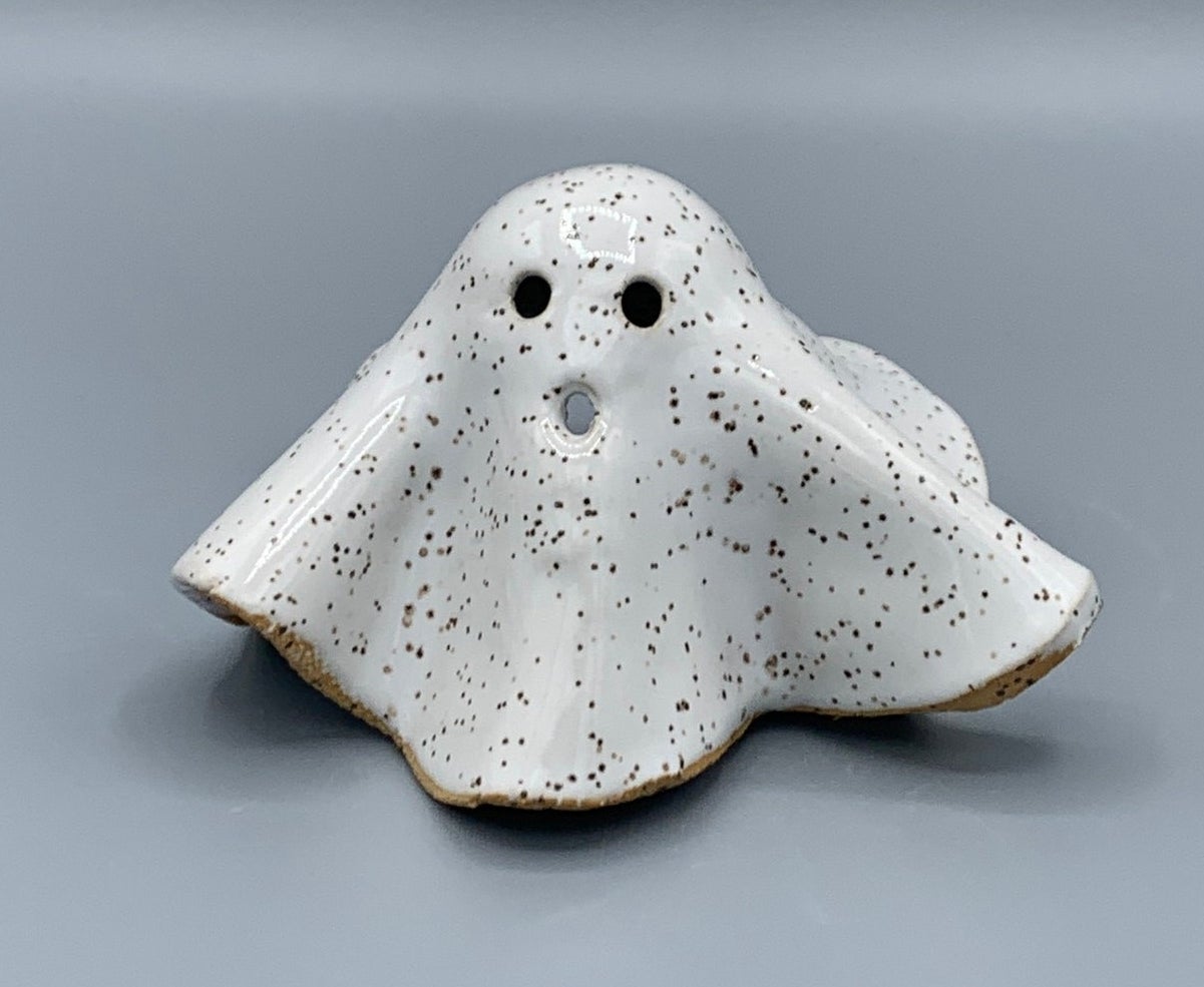 the speckled clay ghost