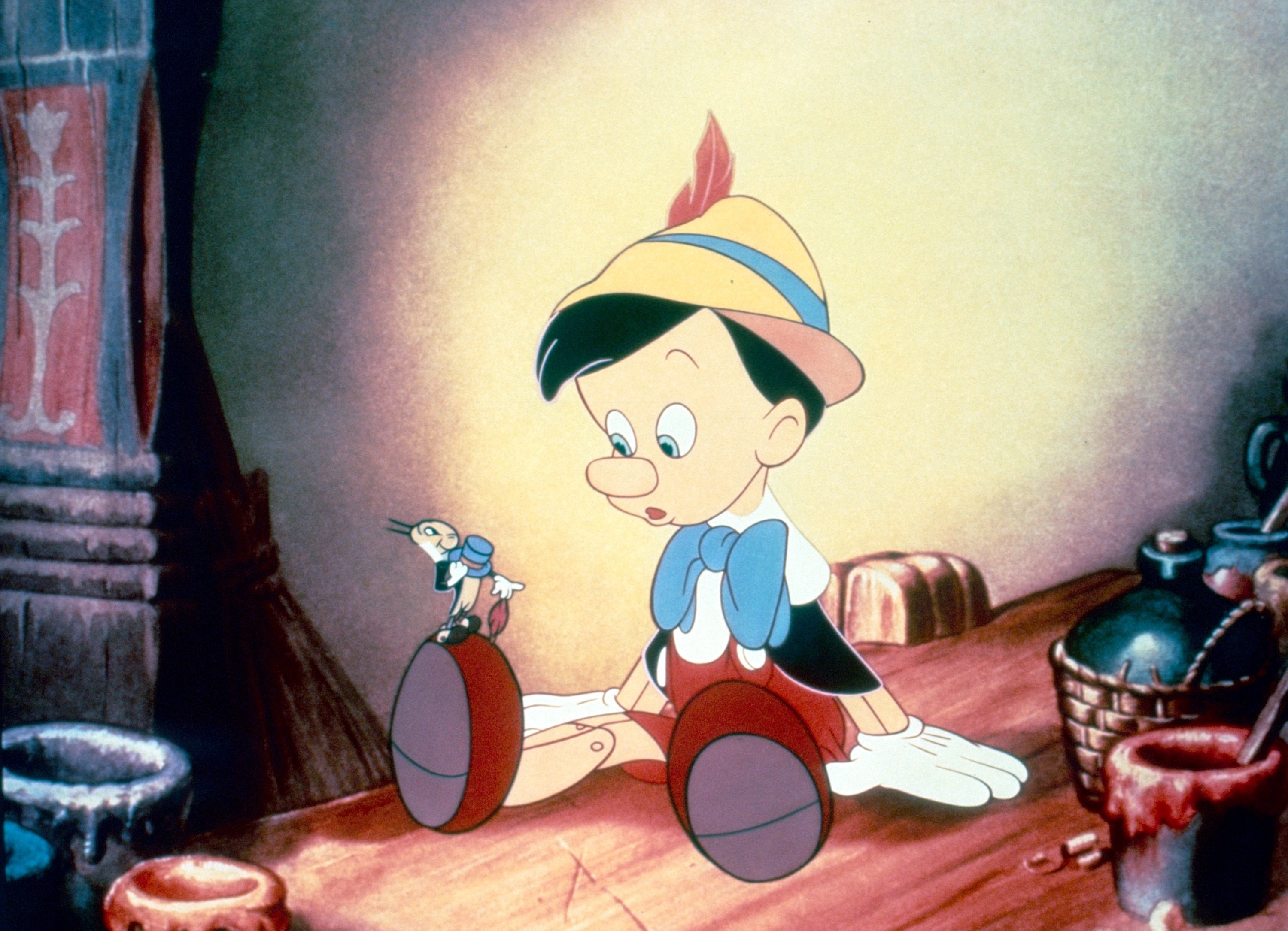 Jiminy Cricket talking to Pinocchio