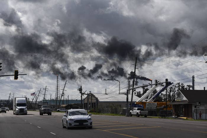 Toxic flares from Shell chemical plant in Louisiana