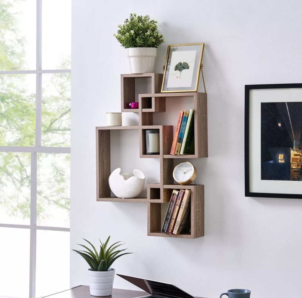 the intersecting wall shelf