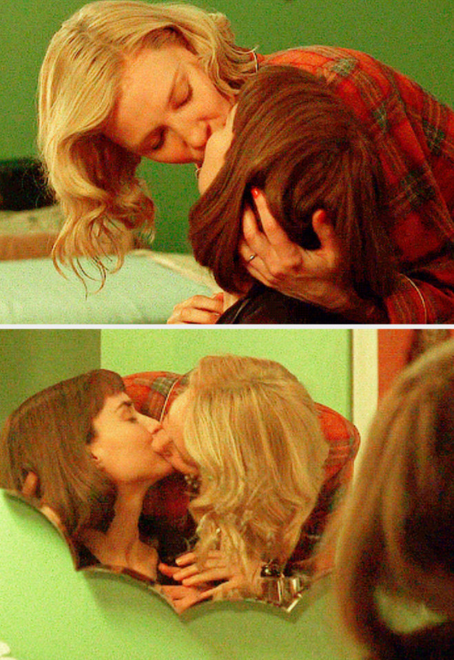 Cate Blanchett and Rooney Mara kissing in &quot;Carol&quot;