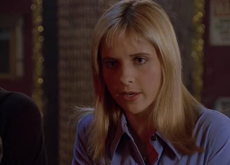 Buffy with really short front fringe bangs