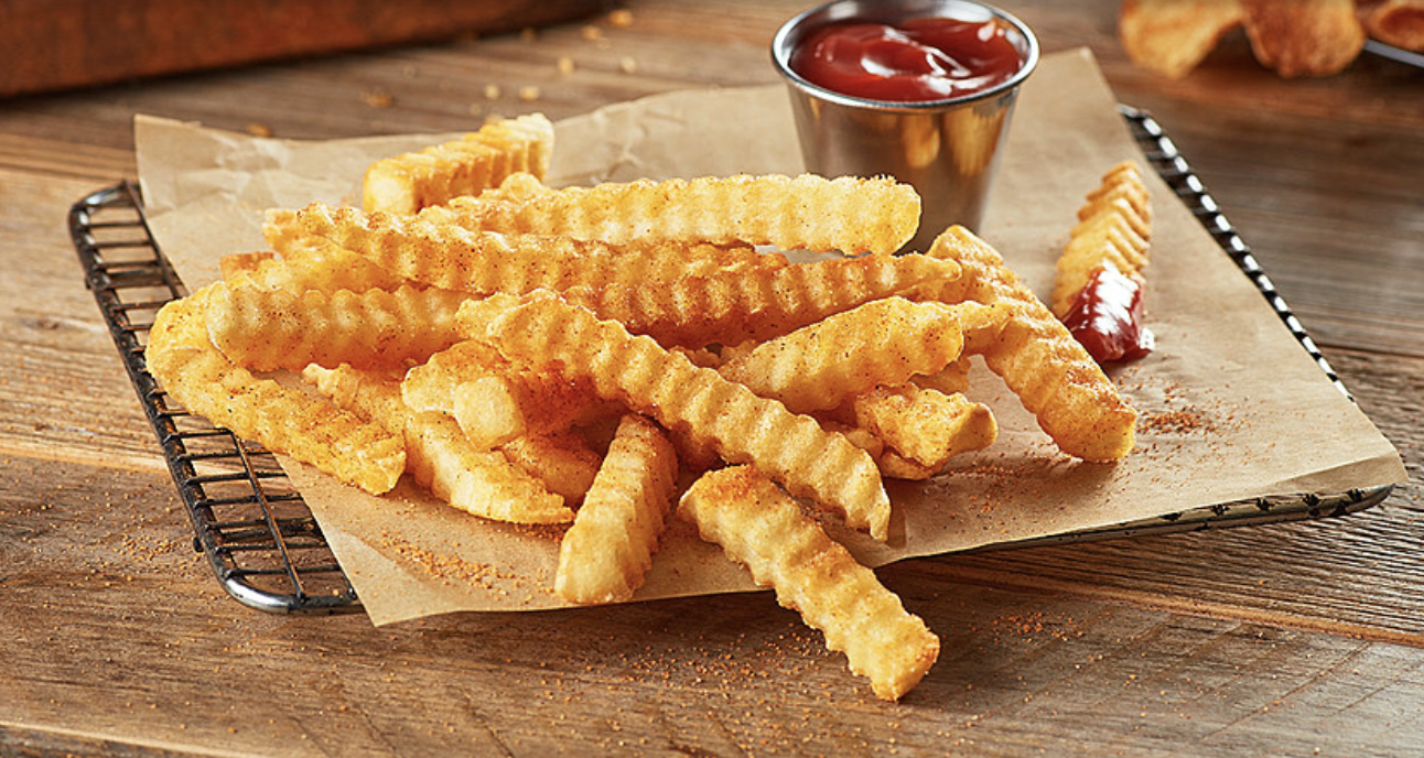 plate of crinkle-cut fries from zaxby&#x27;s