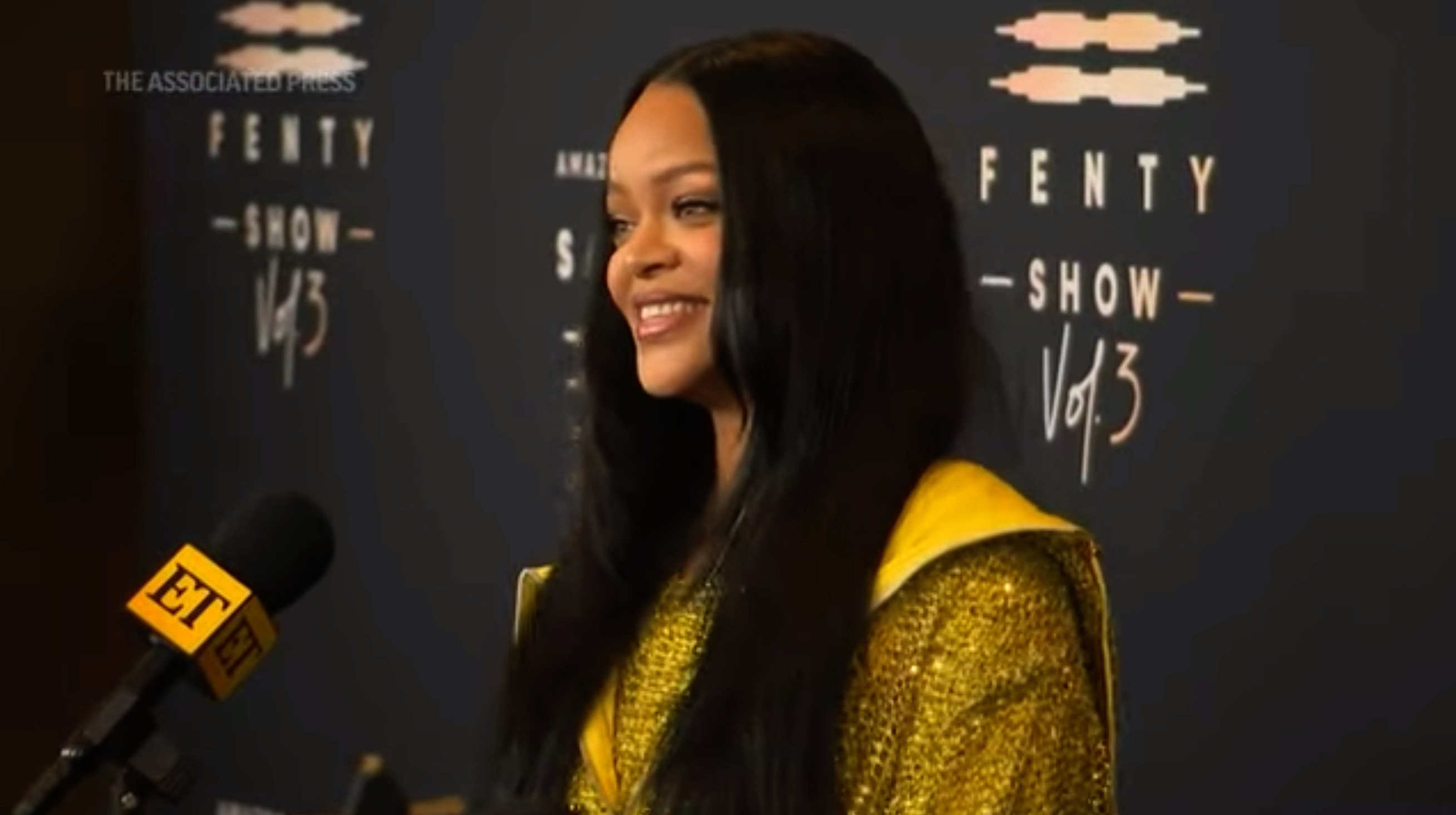 Rihanna Responds To Billionaire Status At Savage X Fenty Show