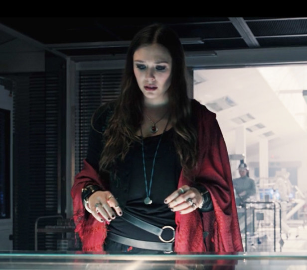 43 Of Wanda Maximoff's Outfits Ranked