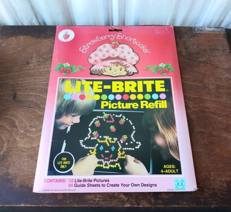 A Strawberry Shortcake Lite-Brite refill