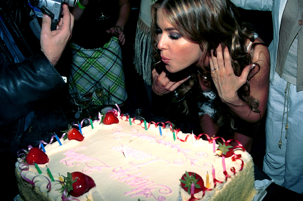 A Reminder Of What Cakes Looked Like Before Baking Shows Ruined Our Expectations Forever