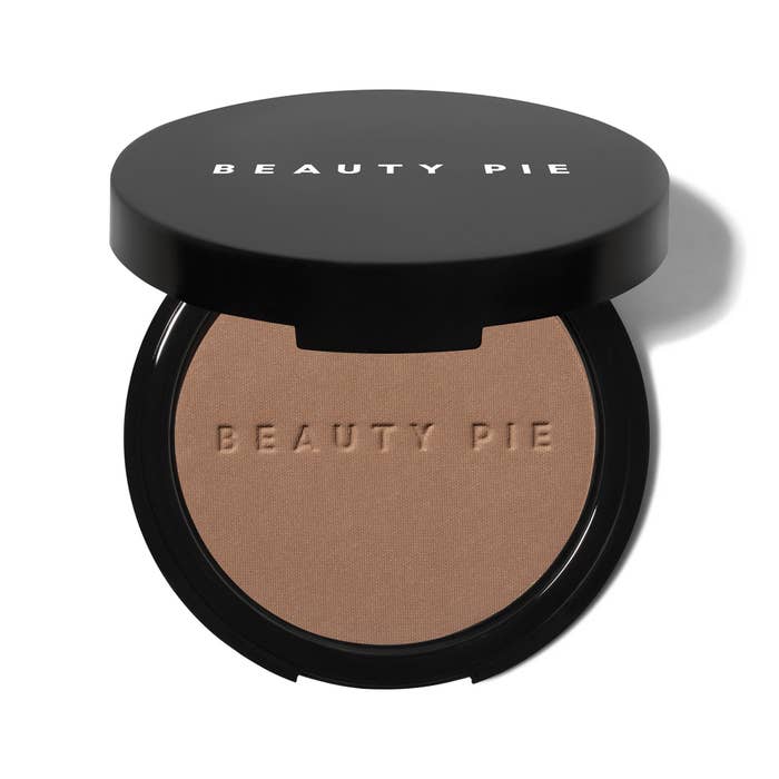 A Beauty Pie Quantum Bronzer Matte compact with logo