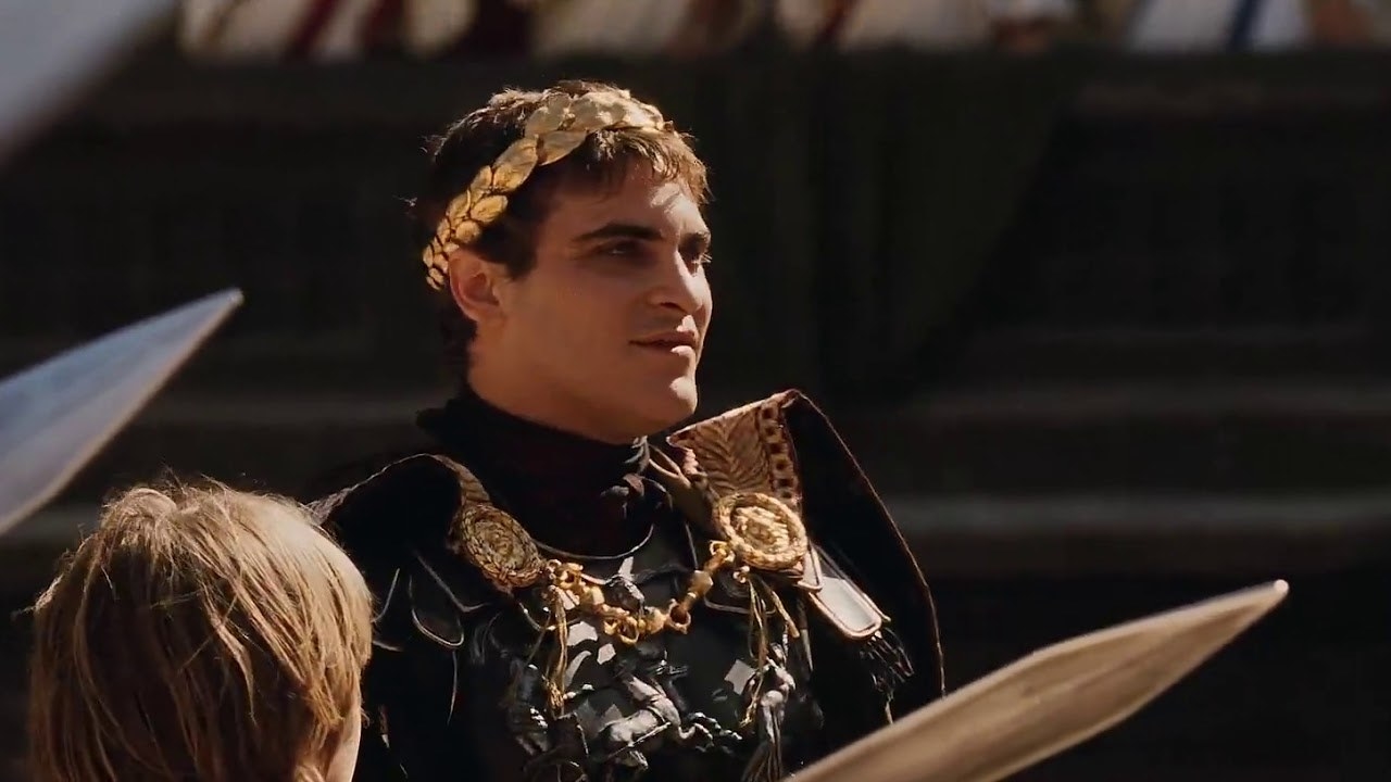 Commodus weilding a sword