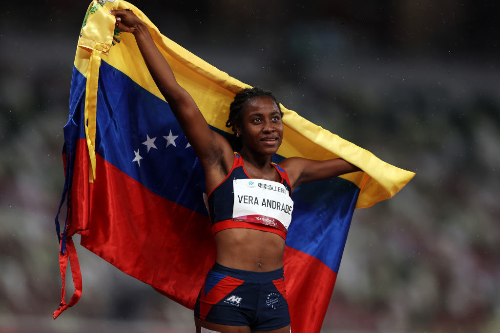 Lisbeli Marina Vera Andrade of Team Venezuela celebrates winning the gold medal after competing in the Women&#x27;s 100m - T47 final at the 2020 Tokyo Paralympics