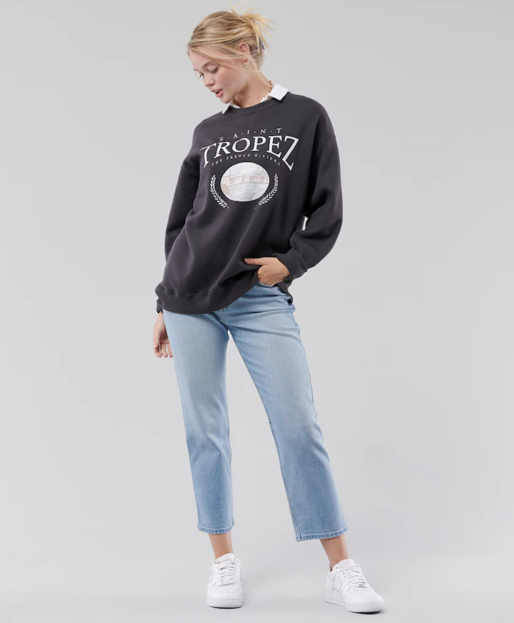 Hollister Have 25% Off Selected Jeans Right Now