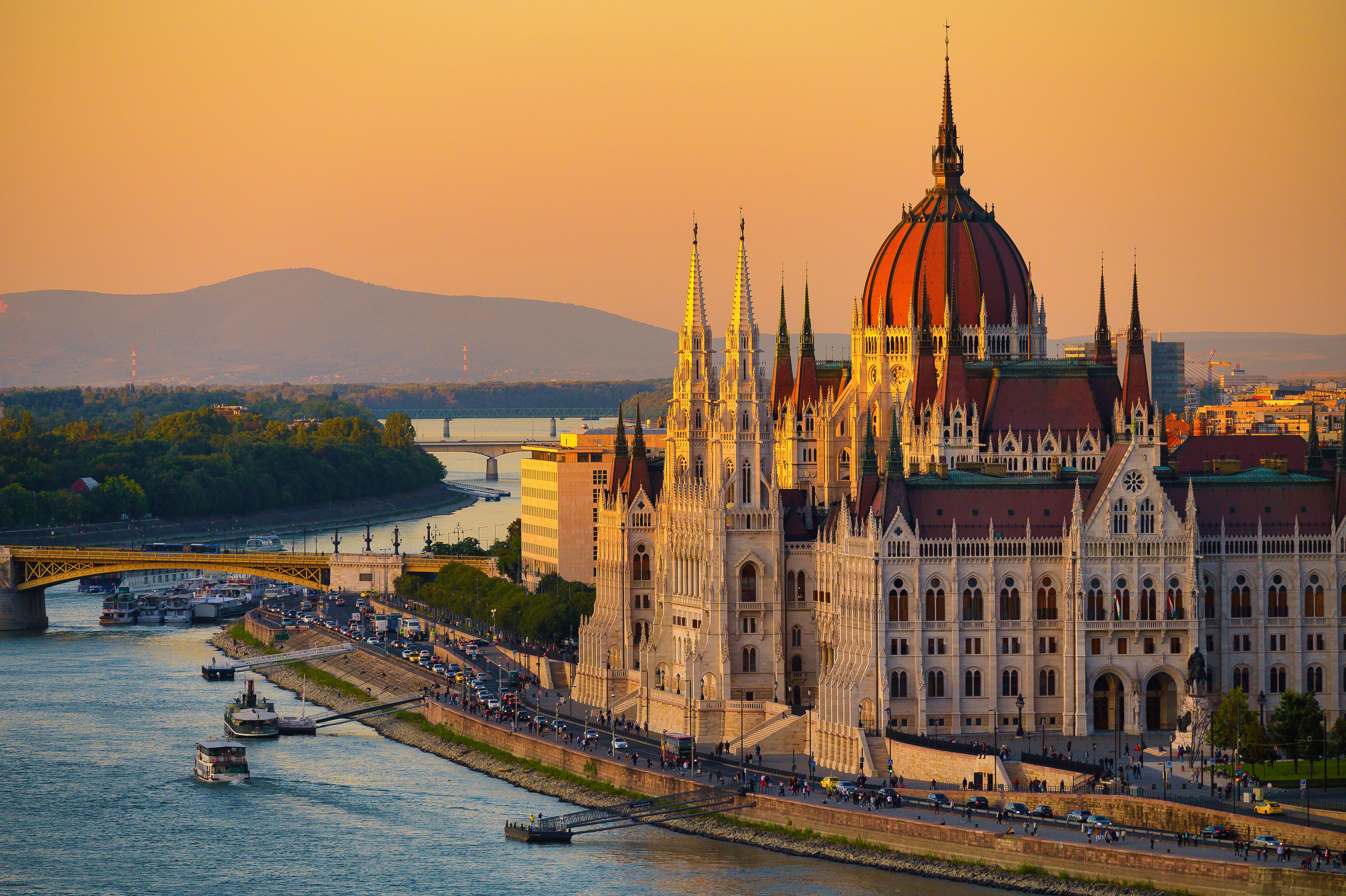 Sunset Scene of The Hungarian Parliament, the Chains Bridge and Danube Rive, Budapest, Hungary