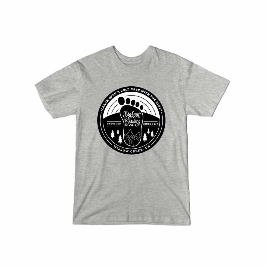 The t-shirt in the color Heather Gray