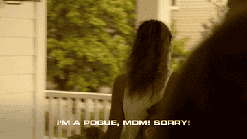 Kiara walking out of her house and saying she&#x27;s a &quot;pogue&quot;
