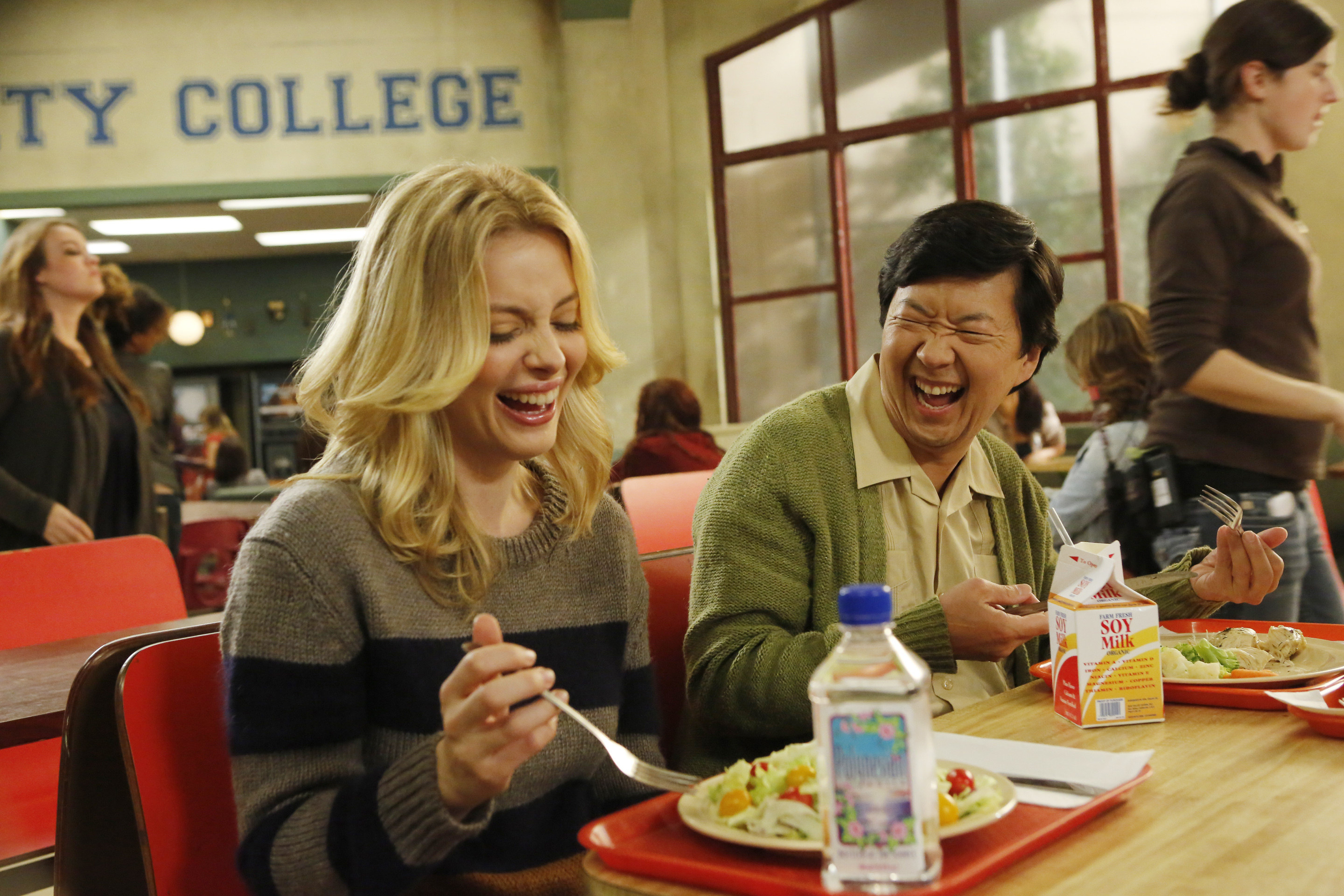 Senor Ben Chang and Britta Perry in Community
