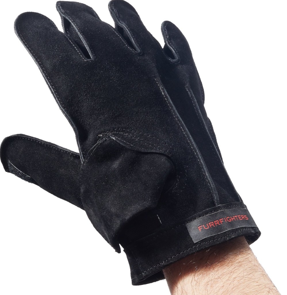 Model wearing black glove