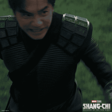 Wenwu in Shang-Chi fighting his son
