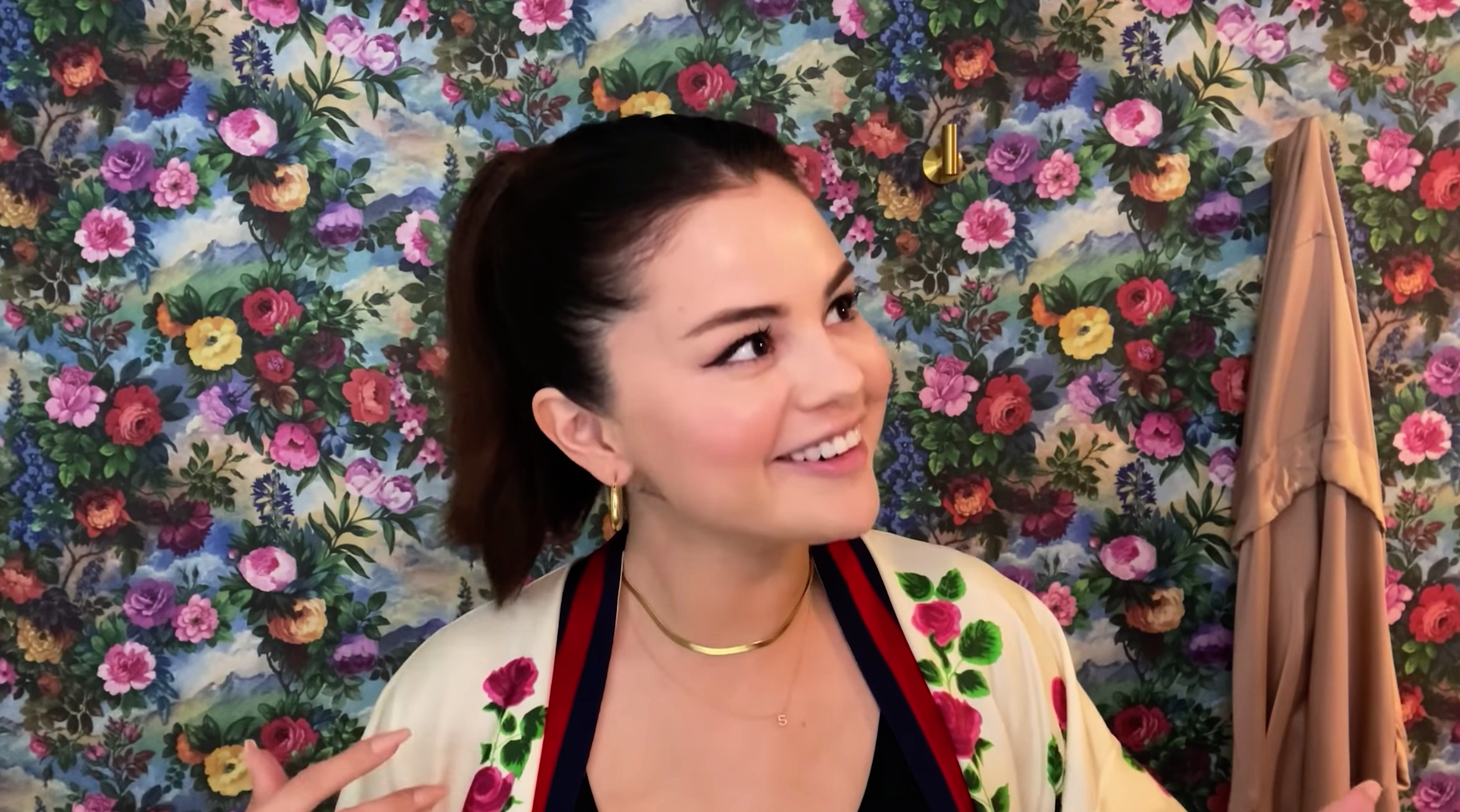 Selena Gomez Reveals Story Behind Met Gala Red Carpet Fail