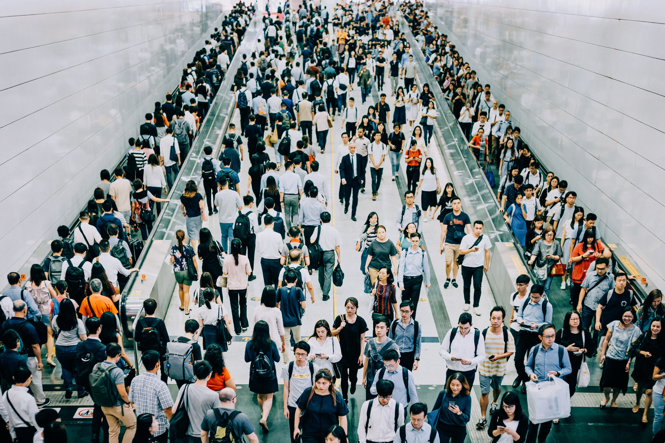 A crowded subway platform in China.