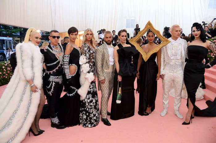 group photo at the met gala